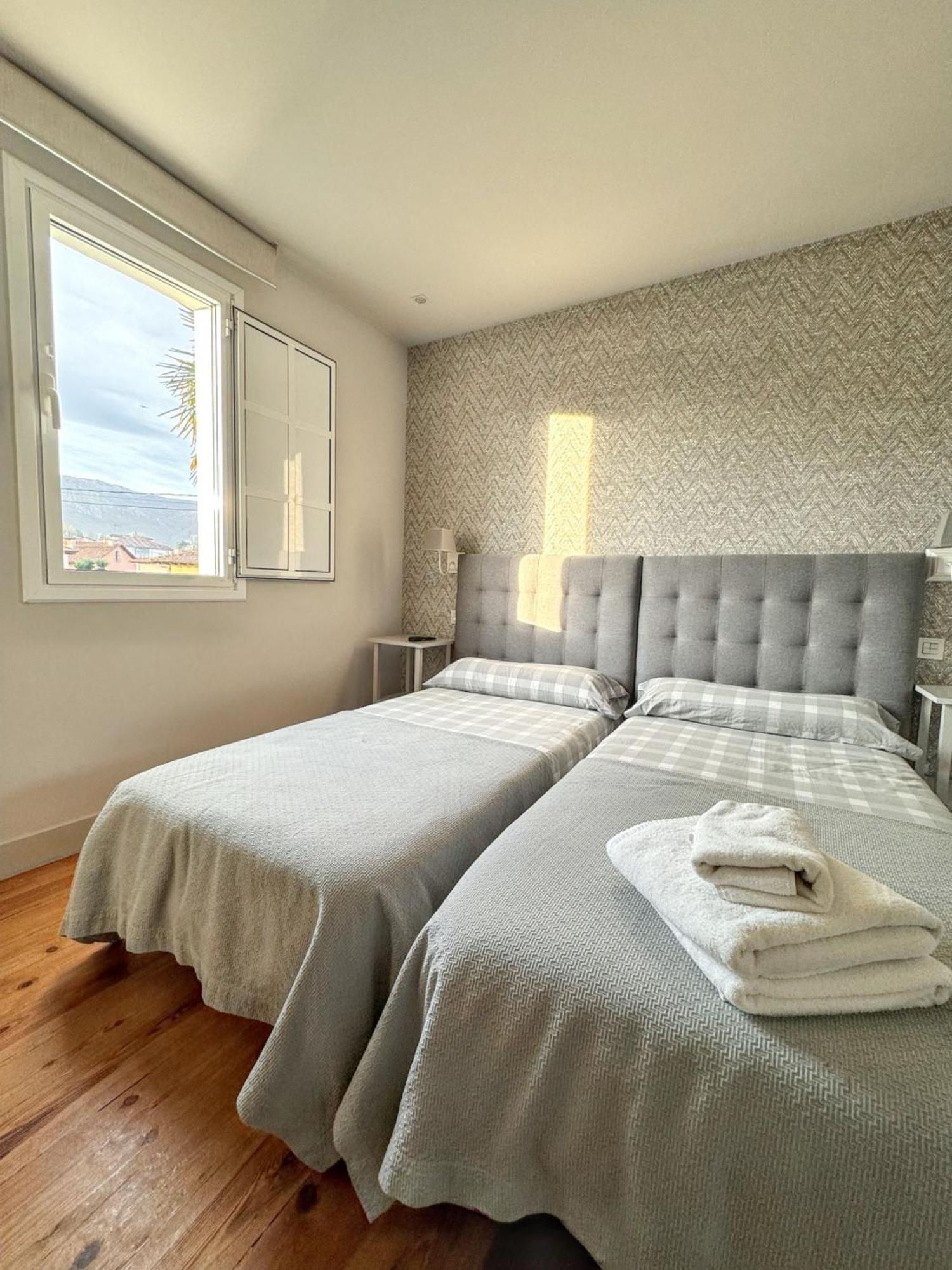 Beautiful Holiday Home In Po De Llanes With Sea View エクステリア 写真